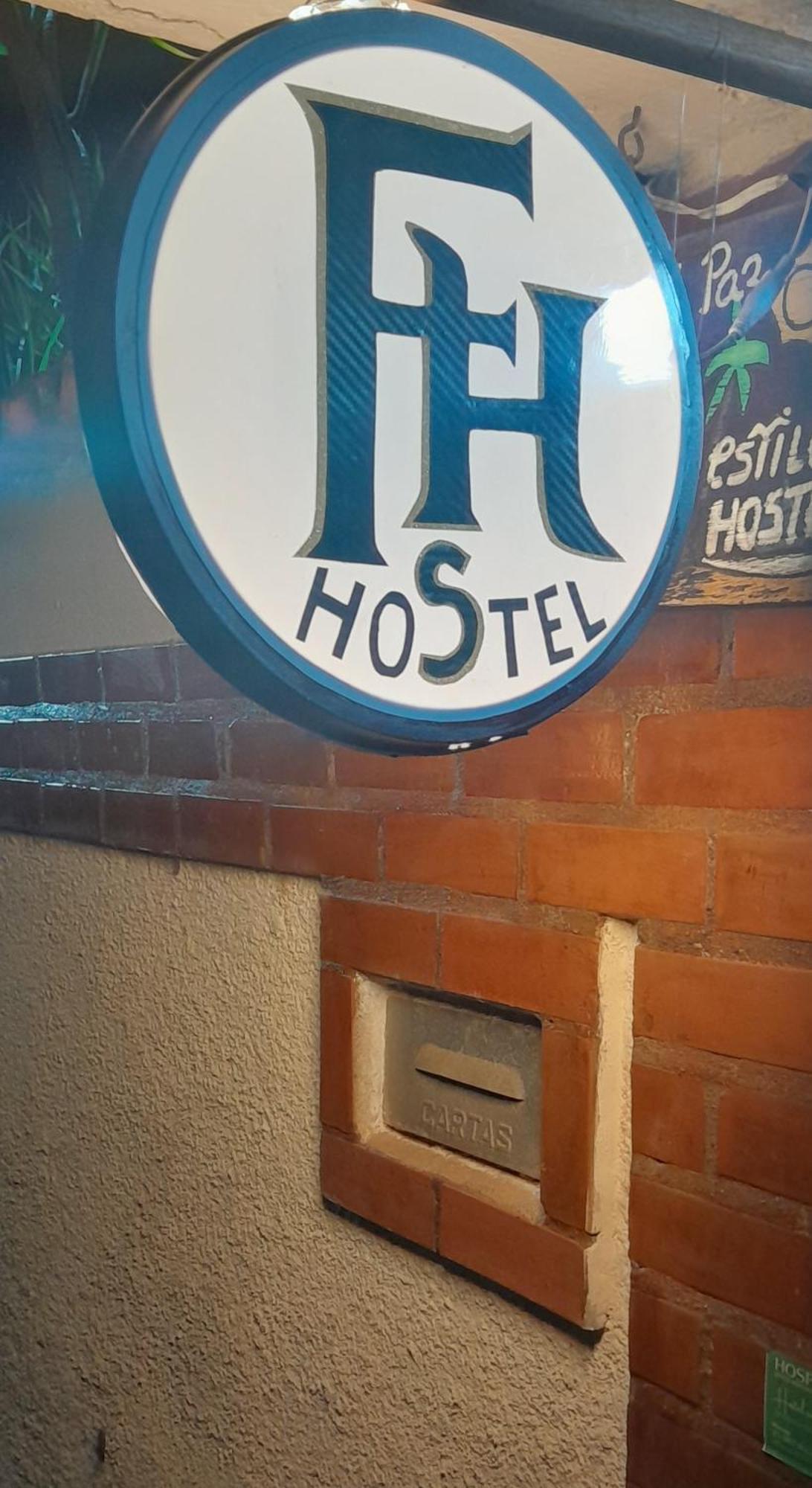 Hostel Em Itaipuacu Proximo A Praia E Terminal Da Rua 01 Marica Bagian luar foto
